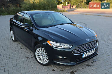 Седан Ford Fusion 2014 в 