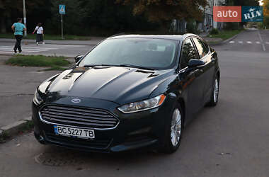 Седан Ford Fusion 2014 в 