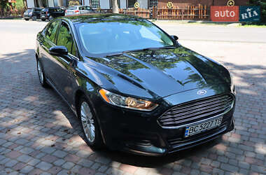 Седан Ford Fusion 2014 в 