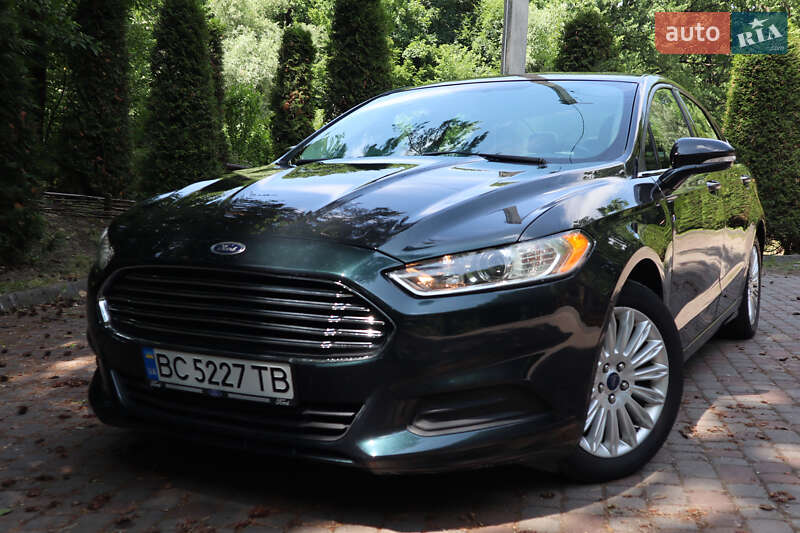 Седан Ford Fusion 2014 в Дрогобичі