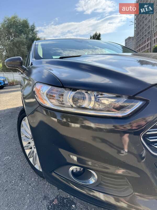 Седан Ford Fusion 2013 в Киеве