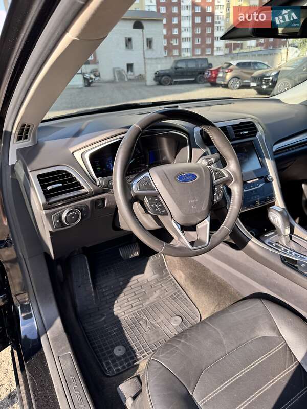 Седан Ford Fusion 2013 в Киеве