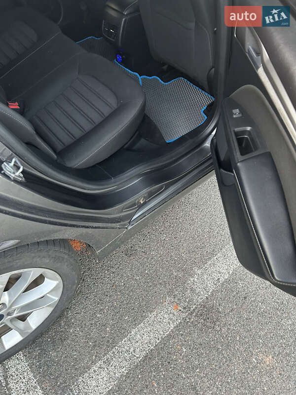 Седан Ford Fusion 2018 в Ирпене