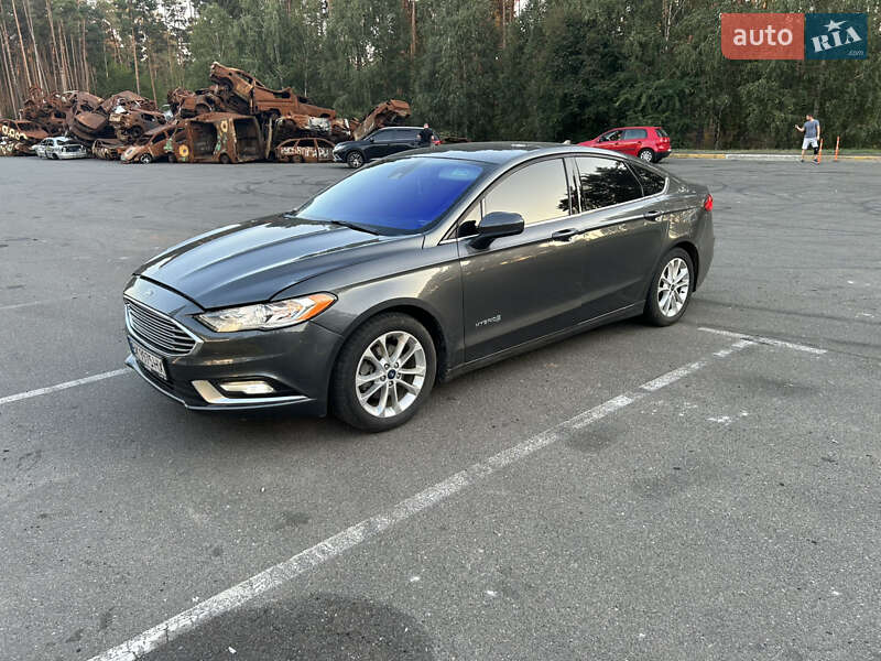 Седан Ford Fusion 2018 в Ирпене