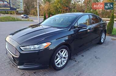 Седан Ford Fusion 2014 в 