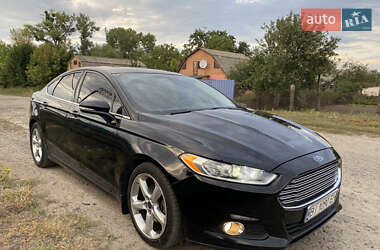 Седан Ford Fusion 2016 в 