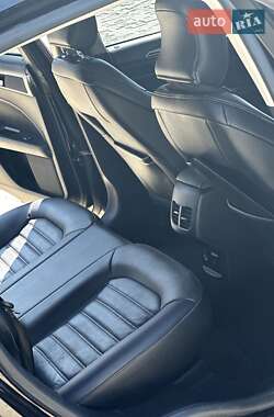Седан Ford Fusion 2017 в 