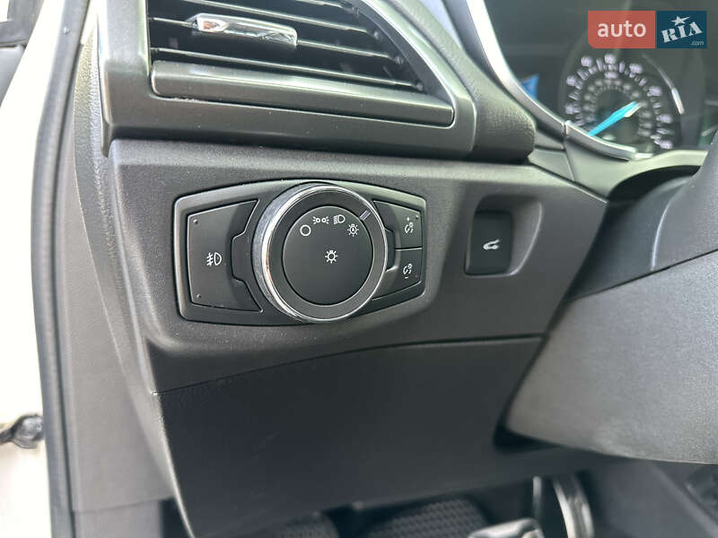 Седан Ford Fusion 2013 в Києві