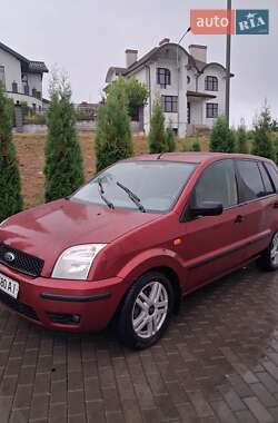 Хэтчбек Ford Fusion 2002 в Ровно