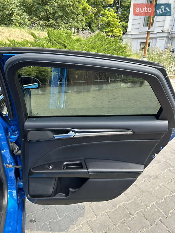 Седан Ford Fusion 2019 в Одессе