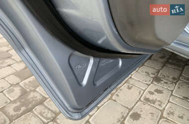 Хетчбек Ford Fusion 2004 в 