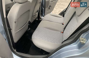 Хетчбек Ford Fusion 2004 в 
