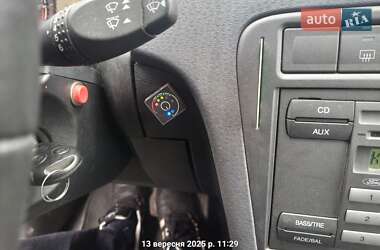 Хетчбек Ford Fusion 2011 в 