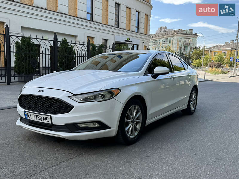 Седан Ford Fusion 2016 в Киеве