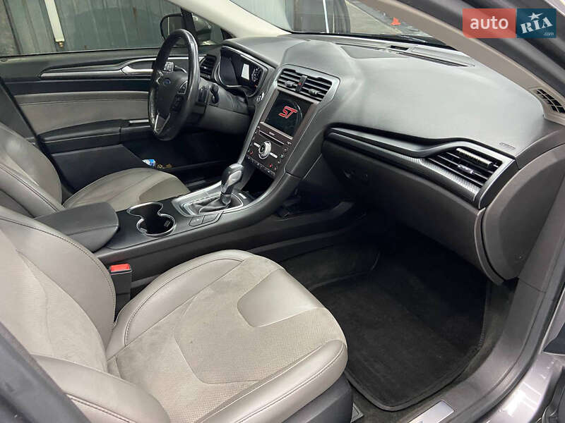 Седан Ford Fusion 2012 в Києві