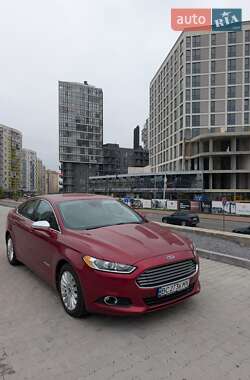 Седан Ford Fusion 2013 в 