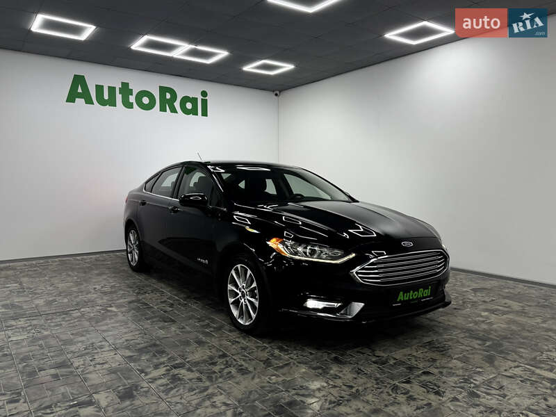 Седан Ford Fusion 2016 в Одесі