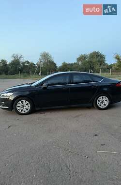 Седан Ford Fusion 2013 в 