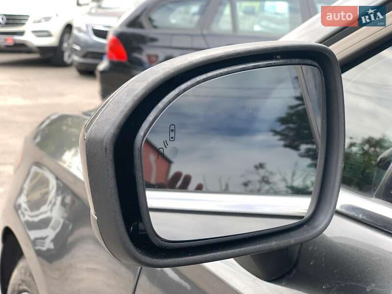 Седан Ford Fusion 2018 в Виннице