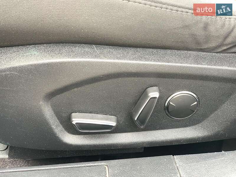 Седан Ford Fusion 2018 в Виннице