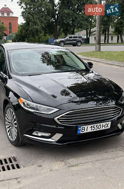 Седан Ford Fusion 2017 в 