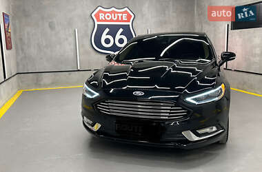Седан Ford Fusion 2018 в 