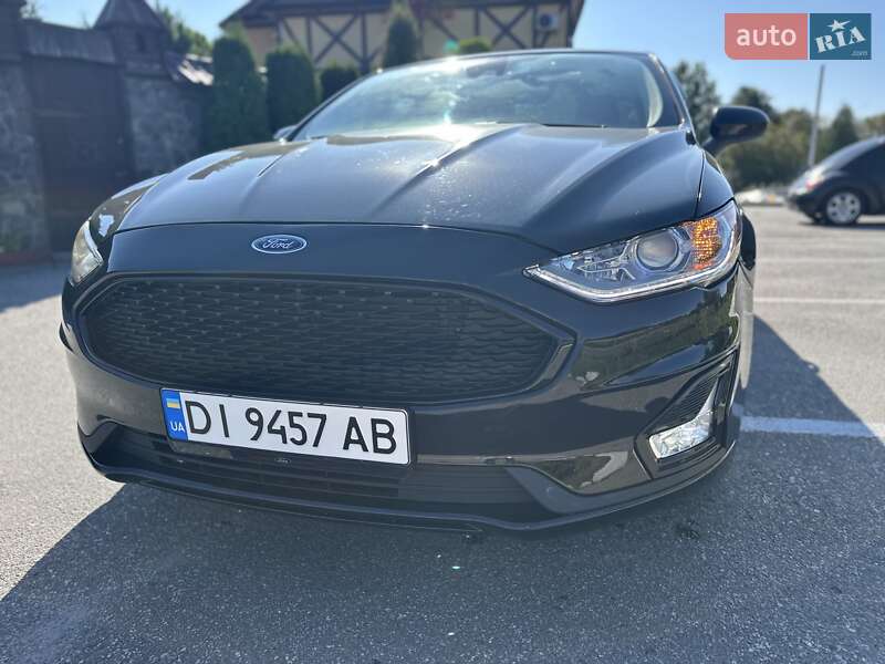 Седан Ford Fusion 2019 в Хмельницком