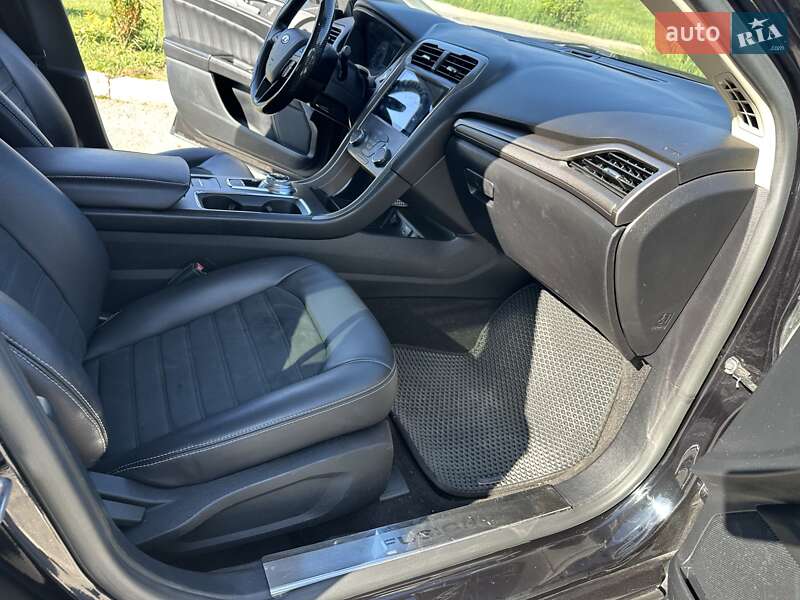 Седан Ford Fusion 2019 в Хмельницком