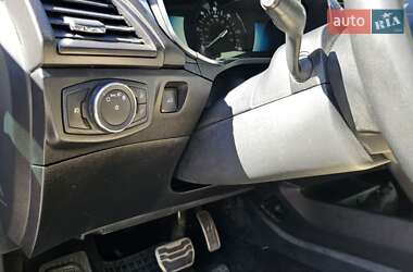 Седан Ford Fusion 2017 в 