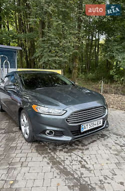 Седан Ford Fusion 2014 в Долине