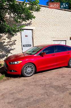 Седан Ford Fusion 2016 в 