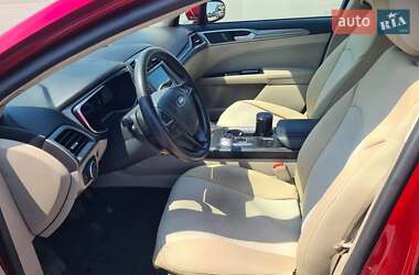 Седан Ford Fusion 2017 в 