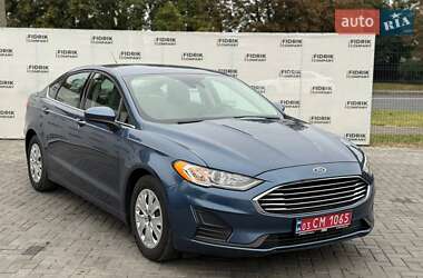Седан Ford Fusion 2019 в Луцке