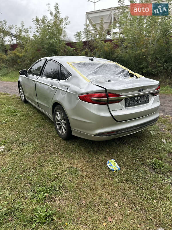Седан Ford Fusion 2016 в Ровно