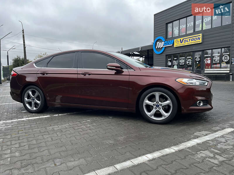 Седан Ford Fusion 2015 в Хмельницькому