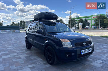 Хэтчбек Ford Fusion 2011 в 