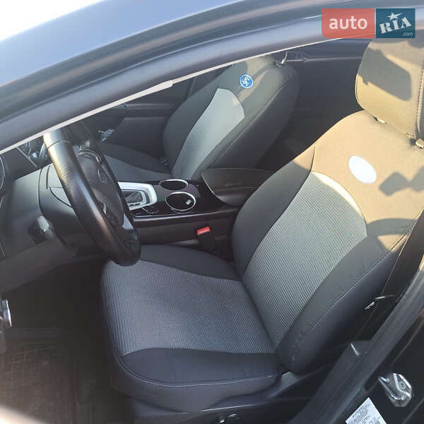 Седан Ford Fusion 2013 в Киеве фото 2 Седан Ford Fusion 2013 в Киеве