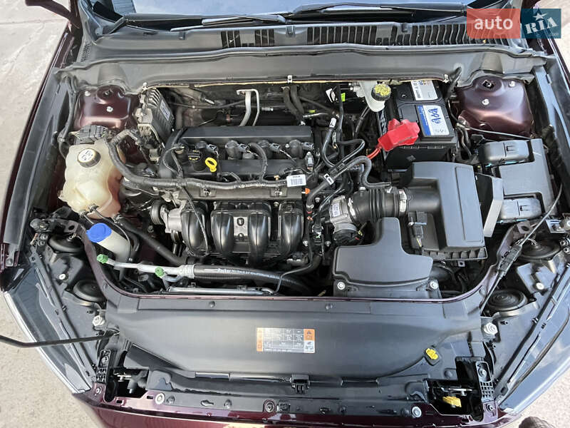 Седан Ford Fusion 2016 в Снігурівці