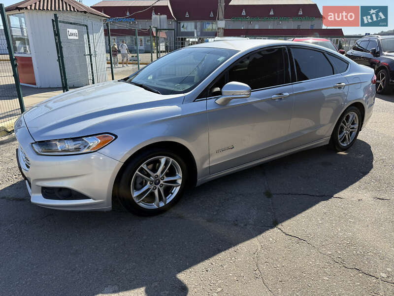 Седан Ford Fusion 2016 в Киеве