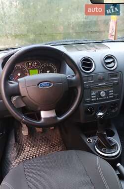 Хэтчбек Ford Fusion 2009 в 