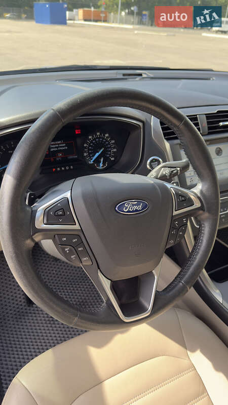 Седан Ford Fusion 2017 в Миколаєві