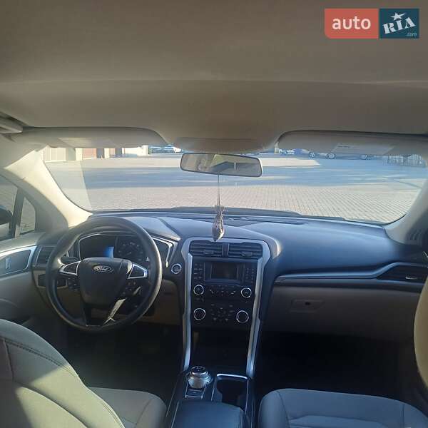 Седан Ford Fusion 2018 в Кременчуге