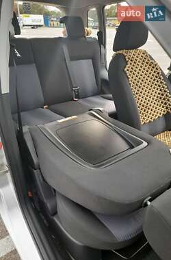 Хетчбек Ford Fusion 2008 в 