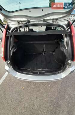 Хетчбек Ford Fusion 2008 в 