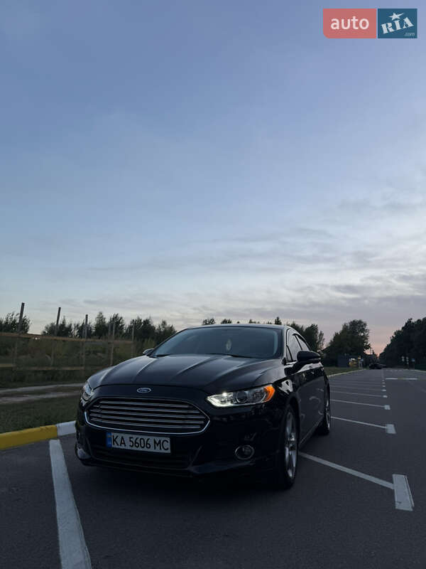 Седан Ford Fusion 2016 в Киеве фото 2 Седан Ford Fusion 2016 в Киеве