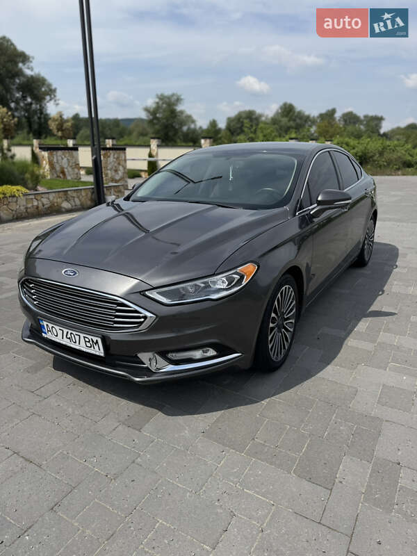 Седан Ford Fusion 2016 в Мукачевому