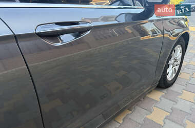 Седан Ford Fusion 2016 в 