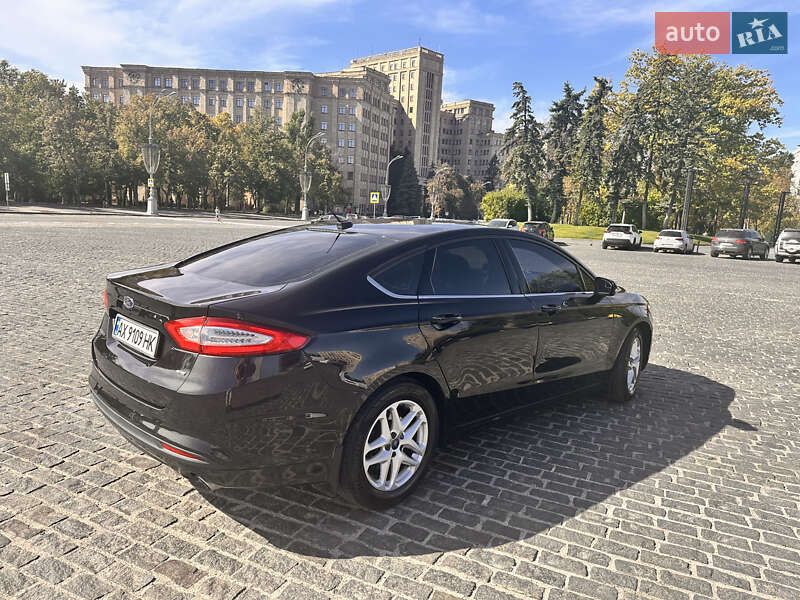 Седан Ford Fusion 2013 в Харкові