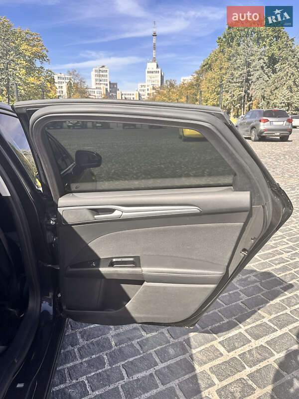 Седан Ford Fusion 2013 в Харкові