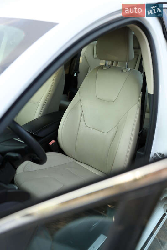 Седан Ford Fusion 2016 в Дніпрі